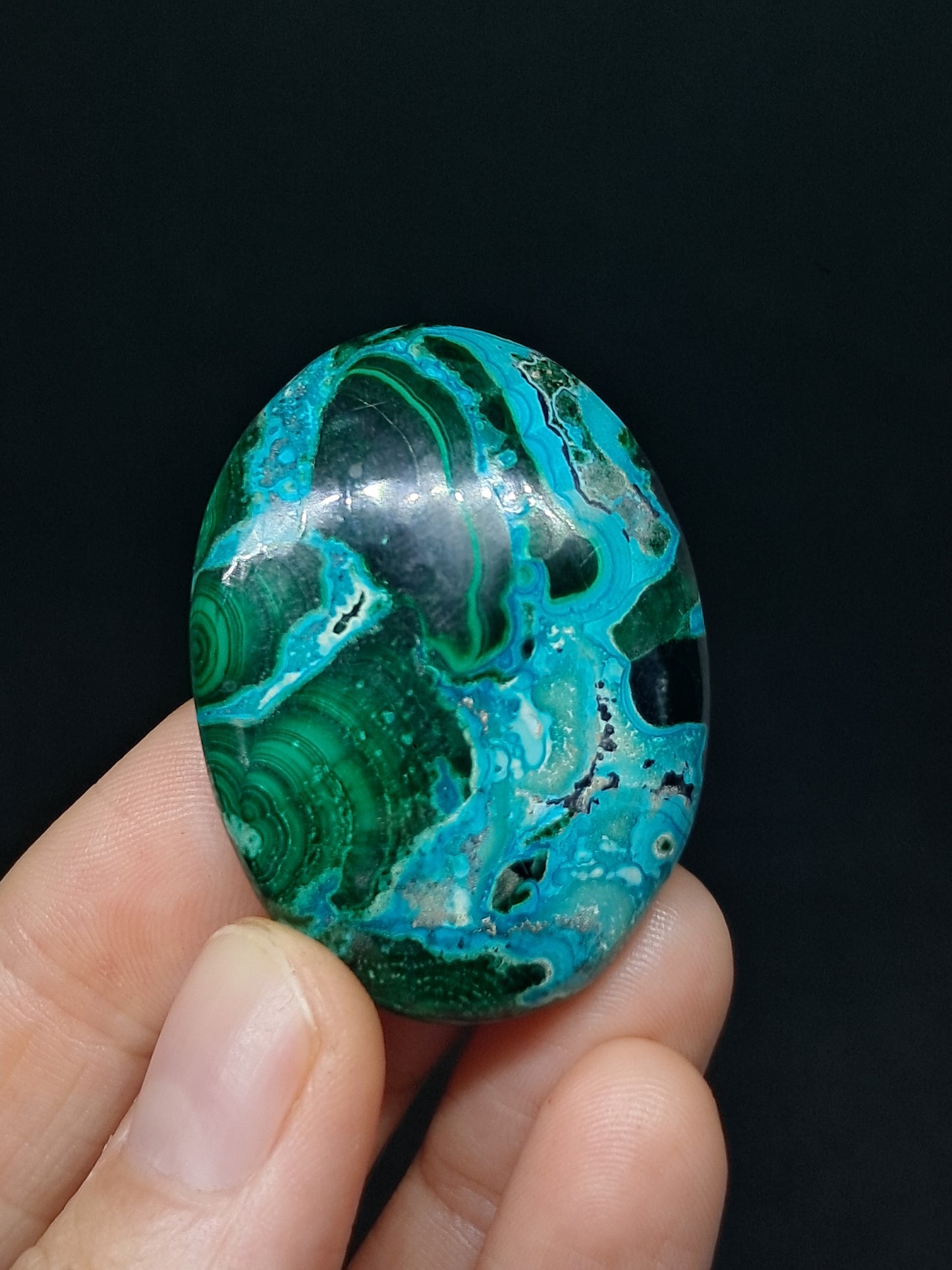 Chrysocolla w/ Malachite Palmstone | Good Quality Natural Stone