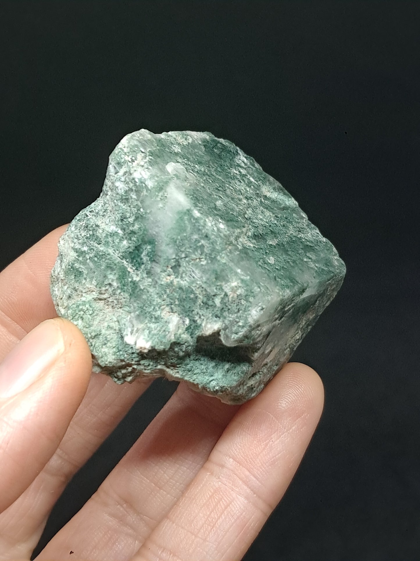 Calcita blanca (Sri Lanka) en bruto | Cristal natural | Ejemplar mineral n.° CA11