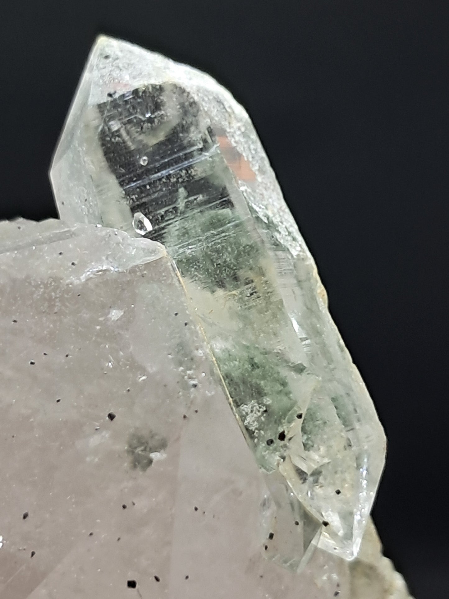 Himalayan Quartz Crystal Point with Magnetite Inclusions XL | High Grade | Natural Stone | Mineral Specimen #CH54
