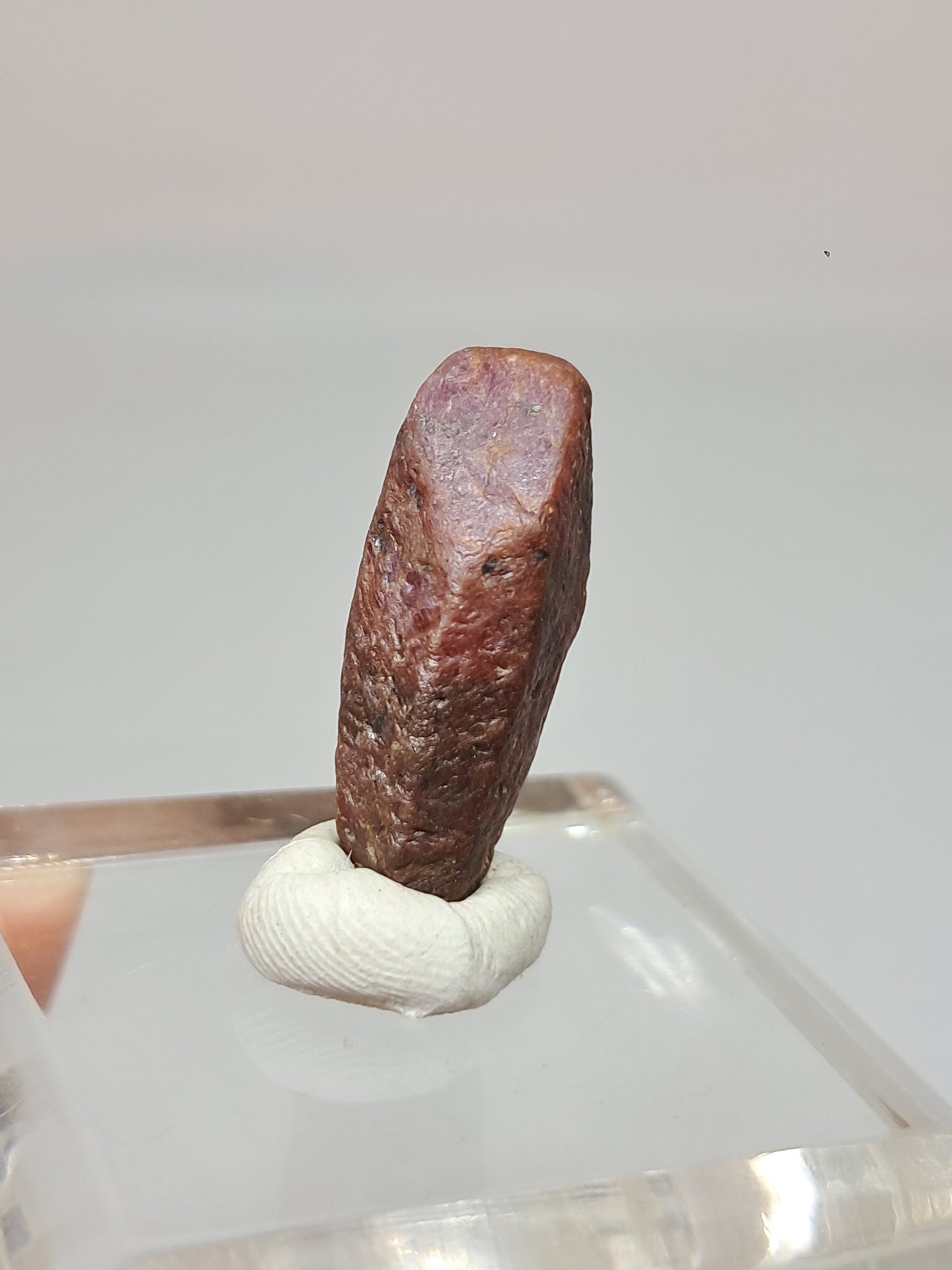Cristal de rubí en bruto (Tamil Nadu) Piedra natural | Muestra mineral #RB31