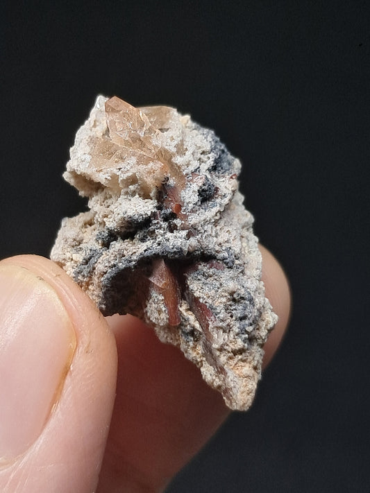 Cristales de topacio natural en matriz (México), piedra preciosa rara | Ejemplar mineral n.° TPZ26