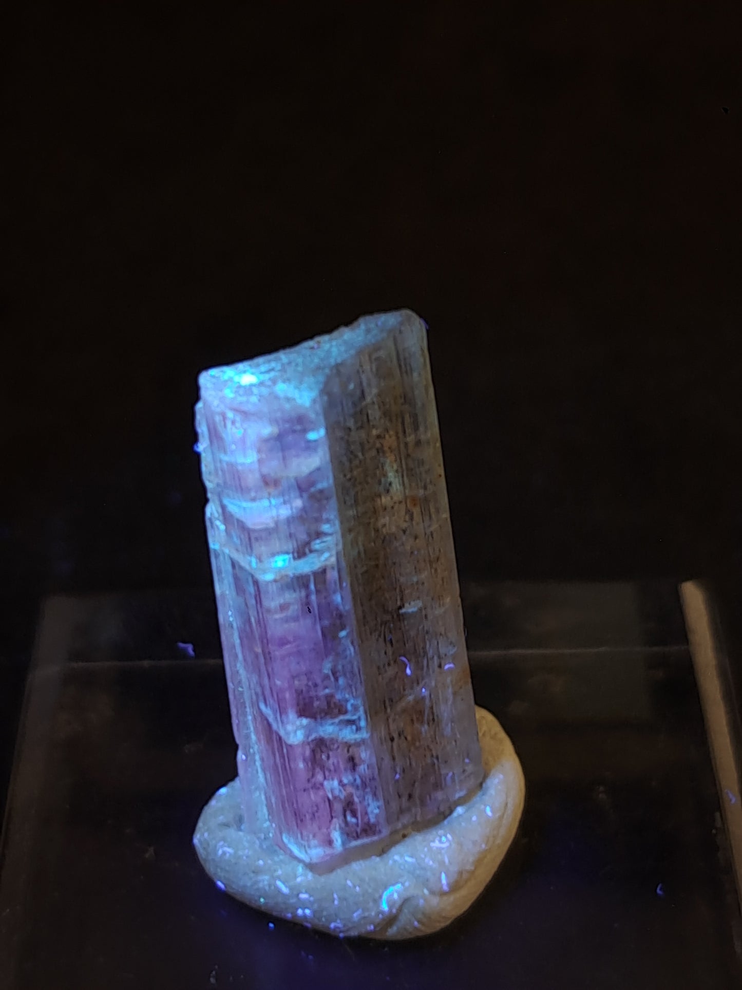 Fluorescent Natural Scapolite Crystal (Karur) UV Reactive | Rough Stone | Mineral Specimen #SCP13