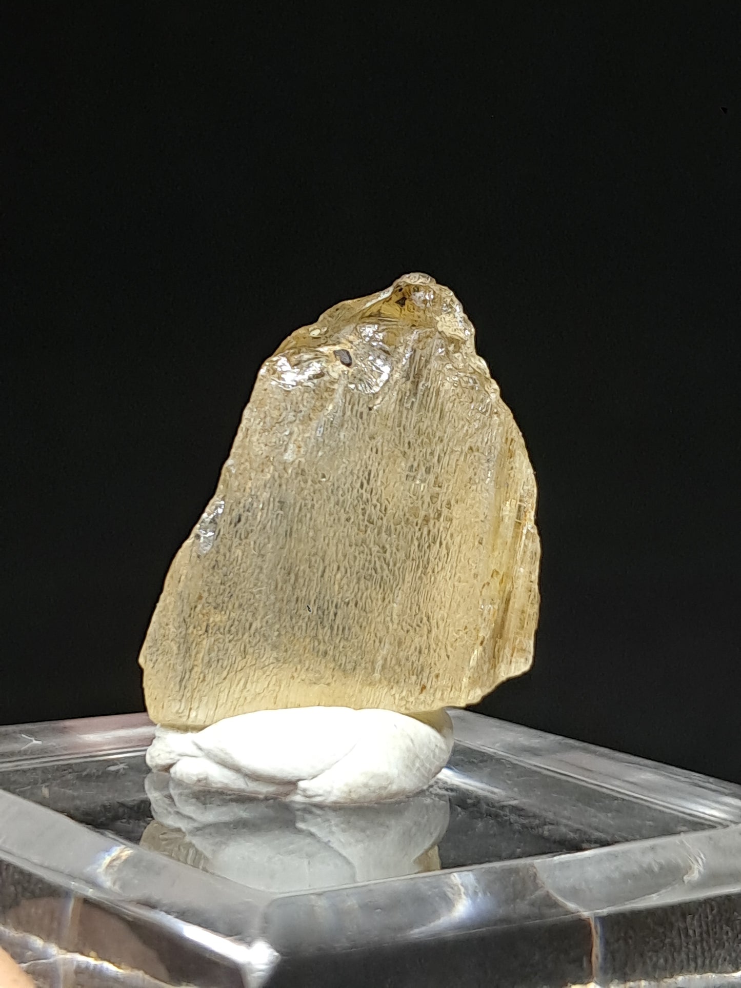 Fluorescent Scapolite Crystal (Karur) UV Reactive | Rough Stone | Natural Mineral Specimen #SCP18