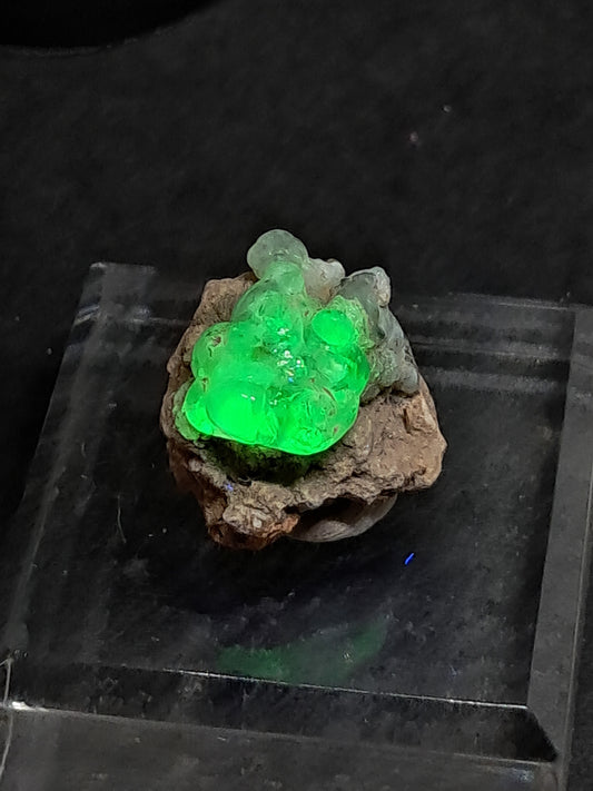 Ópalo hialita en matriz (México), piedra cristalina en bruto | Ejemplar mineral n.° OH5