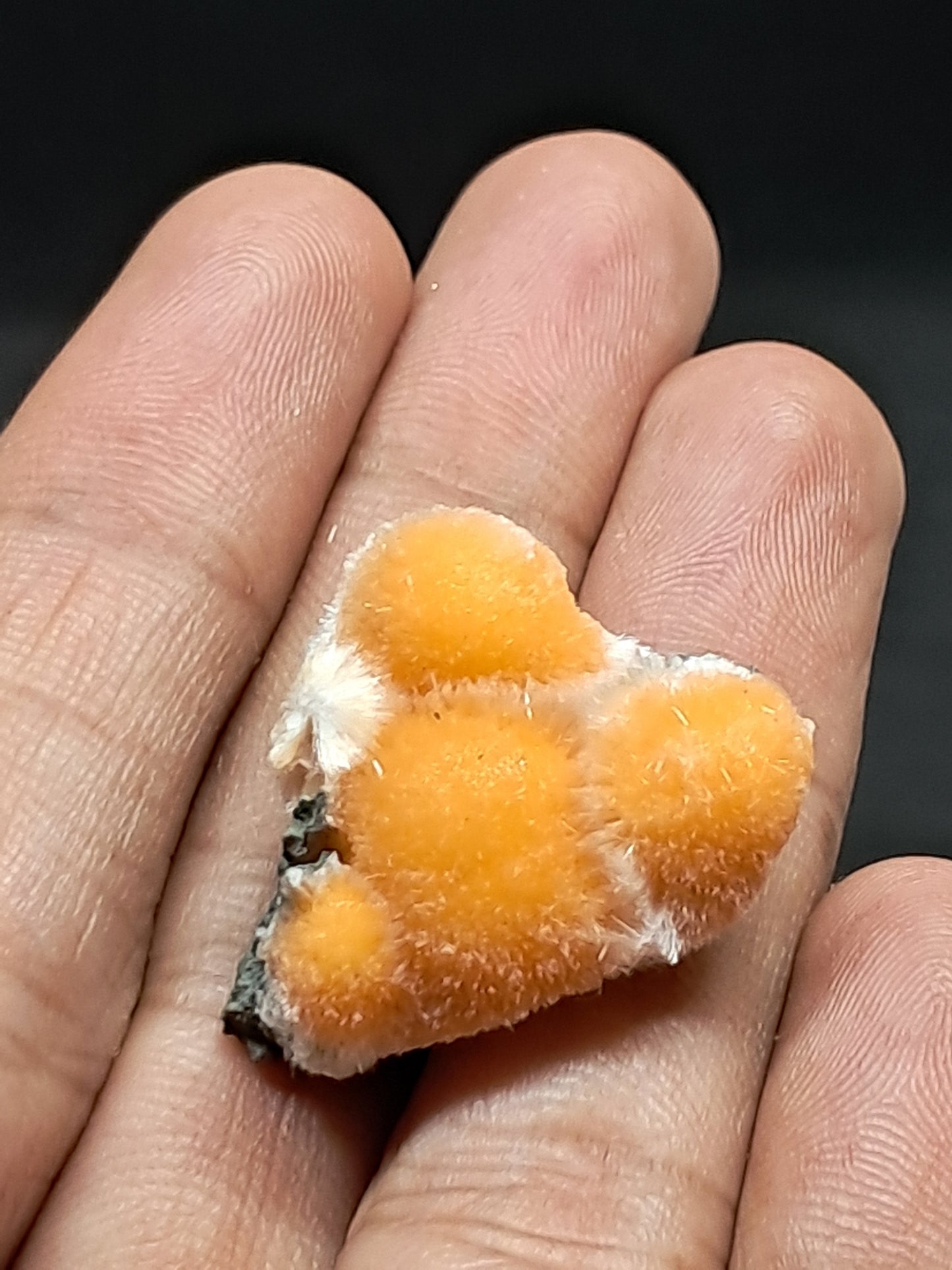 Muestra de mineral de Thomsonita con mesolita (Madhya Pradesh) | Zeolita n.° THM2