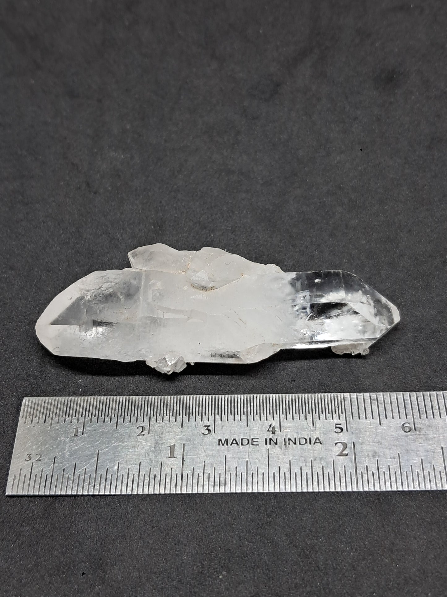 Punta biterminada de cuarzo del Himalaya | Cristal natural | Ejemplar mineral n.° CH64