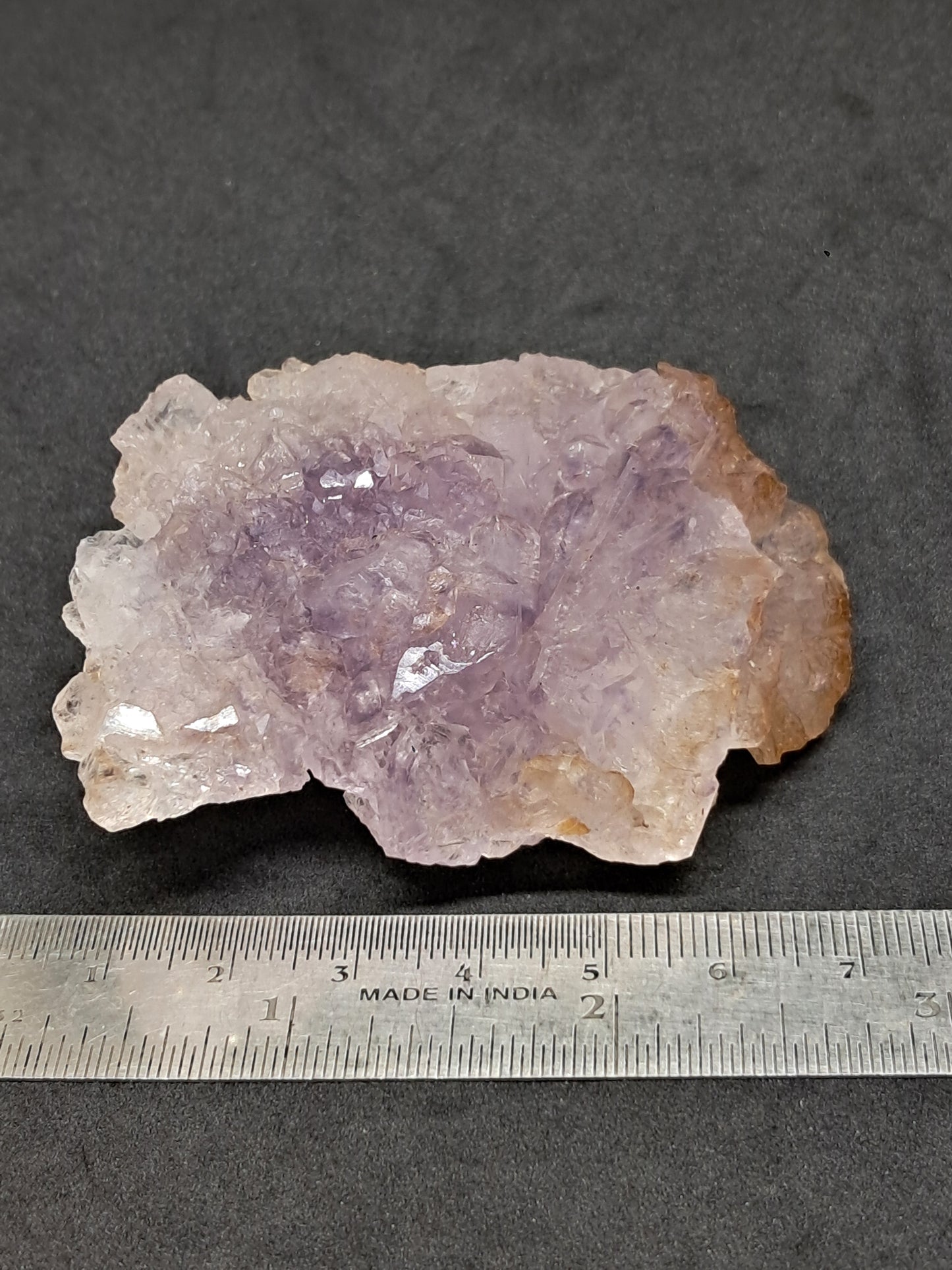 Cúmulo de amatista en cetro con óxido de hierro en forma de panal (Karur) | Cristal en bruto | Piedra natural | Ejemplar mineral n.° KA150