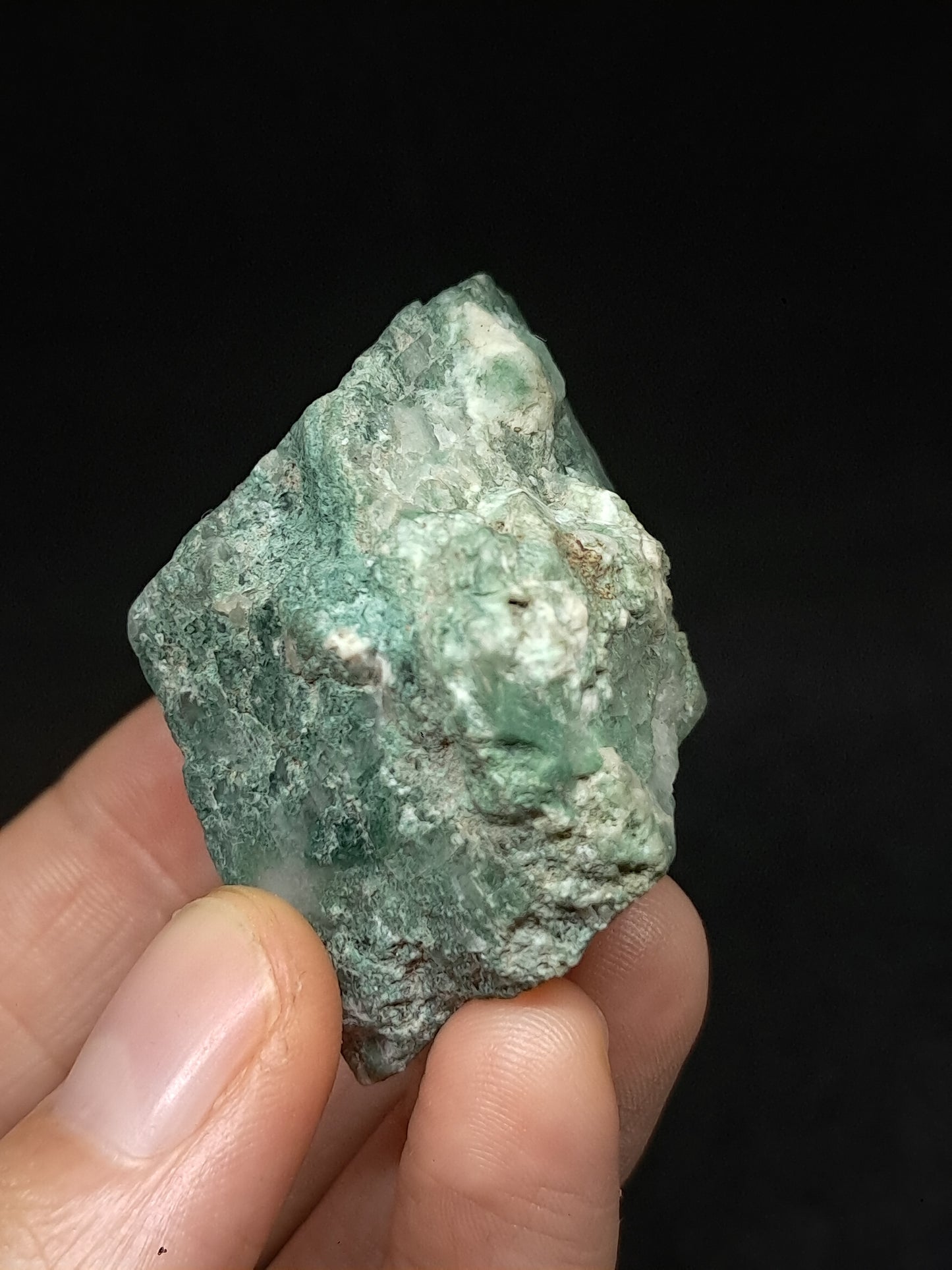 Calcita blanca (Sri Lanka) en bruto | Cristal natural | Ejemplar mineral n.° CA11
