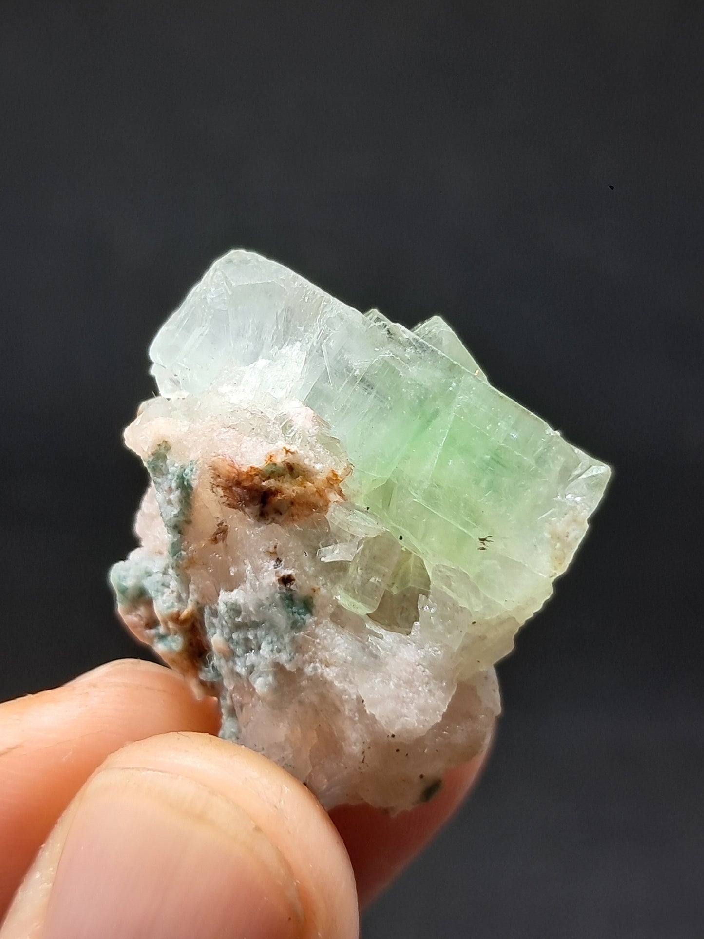 Apofilita Verde con Estilbita (Fluorapofilita) (Ajanta) Cristal Natural | Muestra Mineral #GA34
