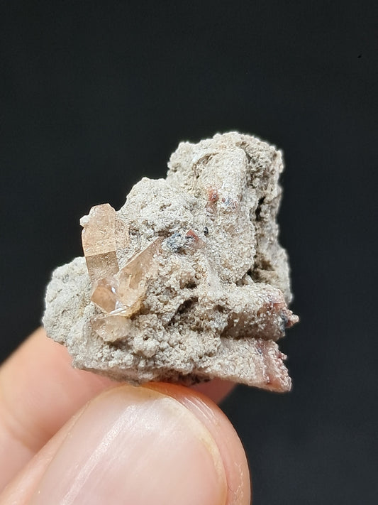 Cristales de topacio natural en matriz (México), piedra preciosa rara | Ejemplar mineral n.° TPZ17
