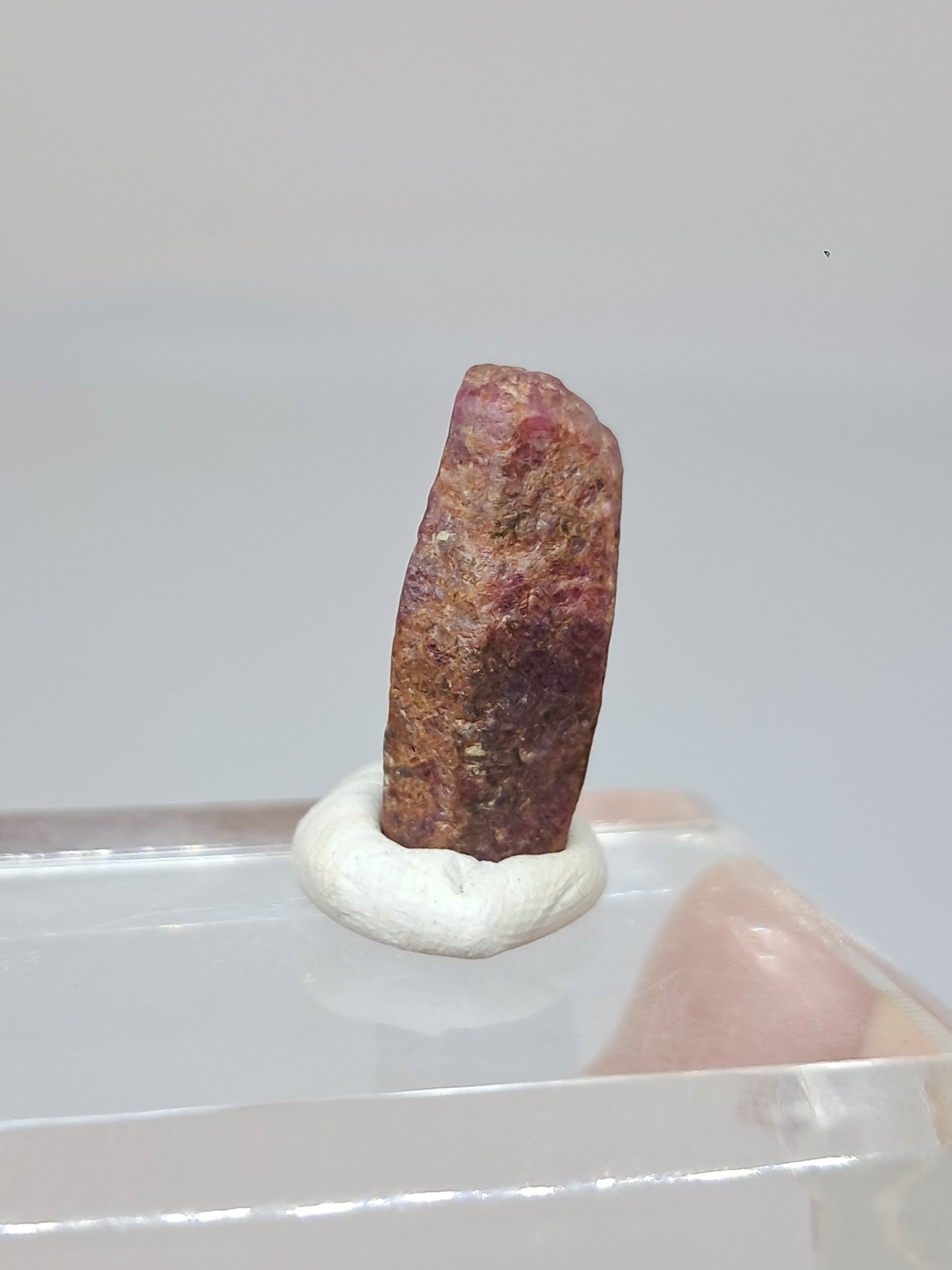 Cristal de rubí en bruto (Tamil Nadu) Piedra natural | Muestra mineral #RB35
