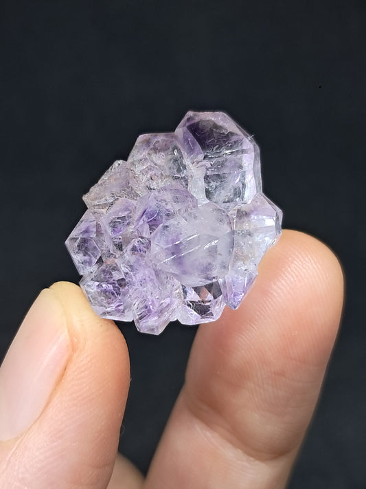 Cúmulo de cetro de amatista Karur (Karur) Cristal de cuarzo brillante | Piedra natural | Ejemplar mineral n.° KA77