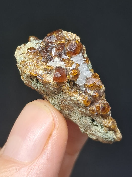Cúmulo de granate marrón (México) | Cristal en bruto | Ejemplar mineral n.° GR7