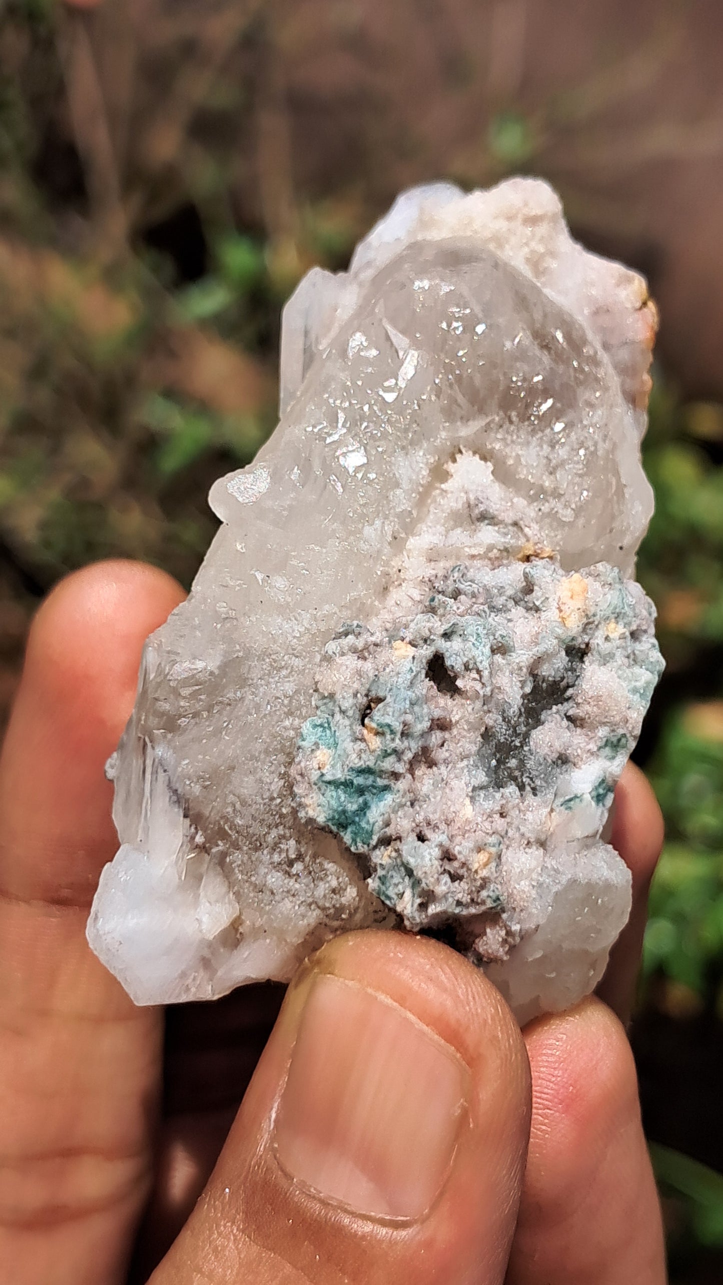 Apofilita Verde (Fluorapofilita) con Estilbita sobre Matriz de Calcedonia Botroidal (Ajanta) Cristal Natural | Muestra de Mineral #GA19