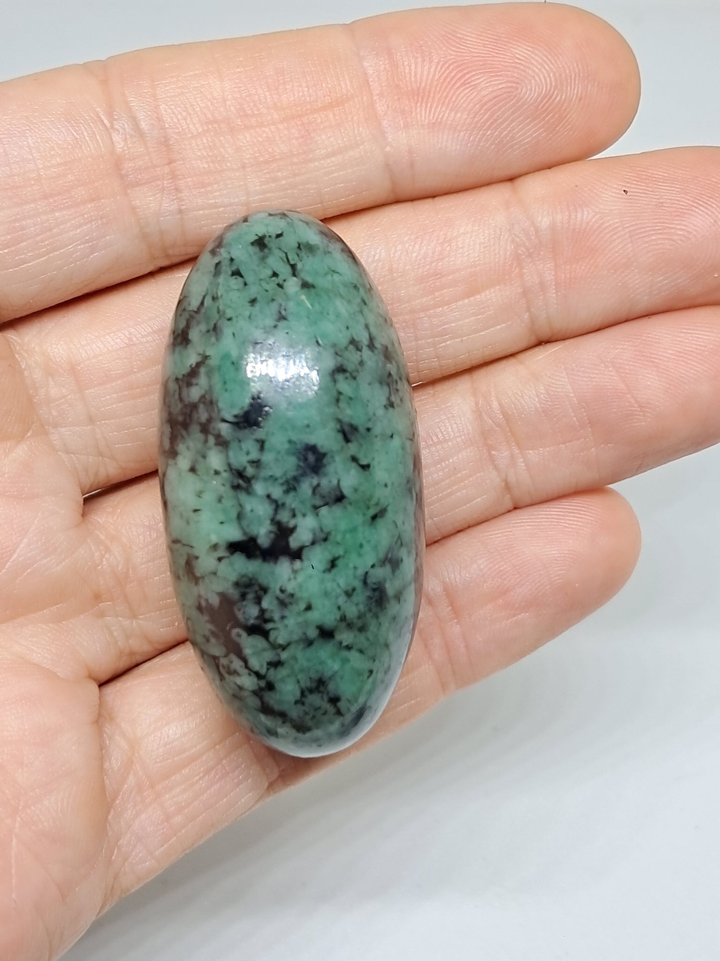 Shivalingam de Esmeralda | Piedra Pulida | Cristal Natural #EM3