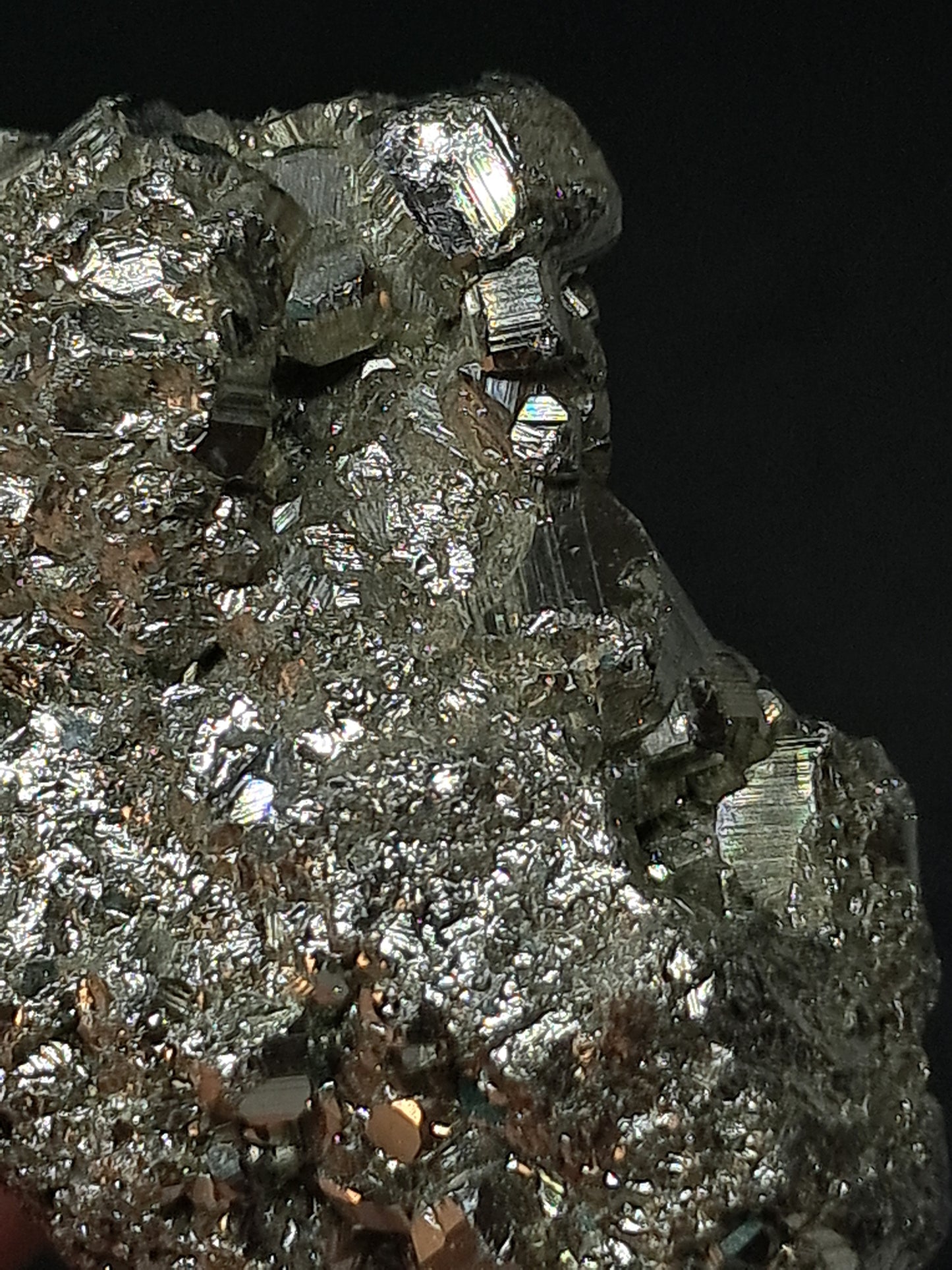 Pirita en bruto (Perú) Drusa natural | Ejemplar mineral | Rocas y cristales #PR28