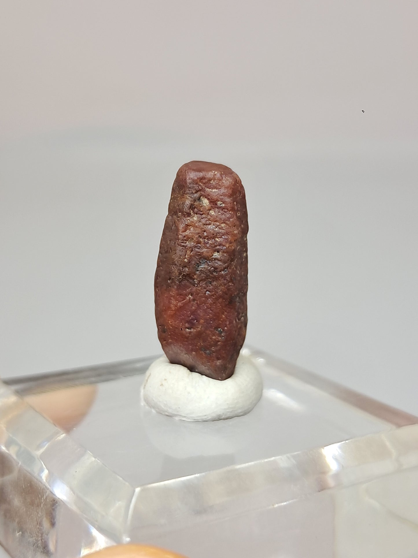 Cristal de rubí en bruto (Tamil Nadu) Piedra natural | Muestra mineral #RB31