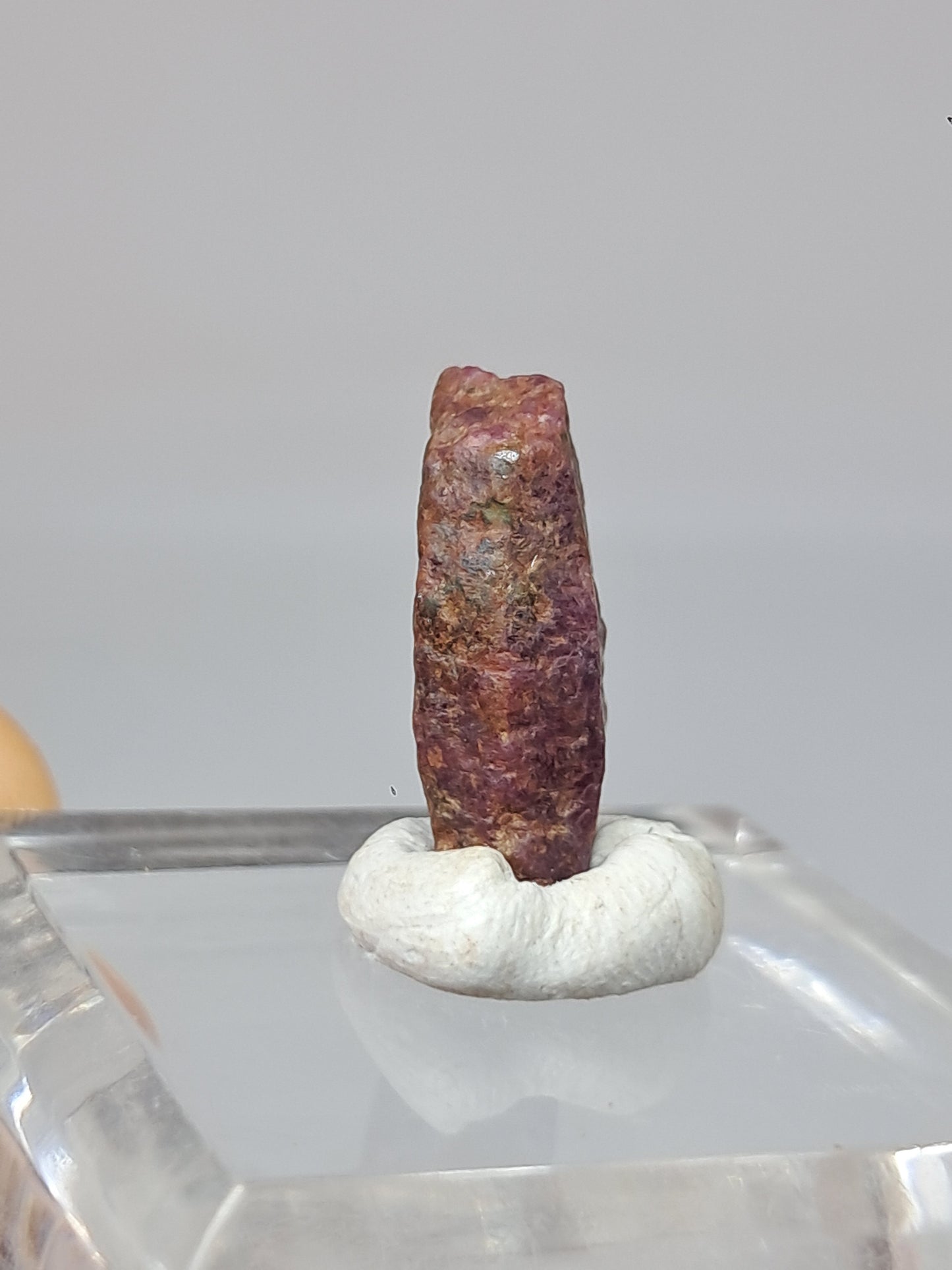 Cristal de rubí en bruto (Tamil Nadu) Piedra natural | Muestra mineral #RB28