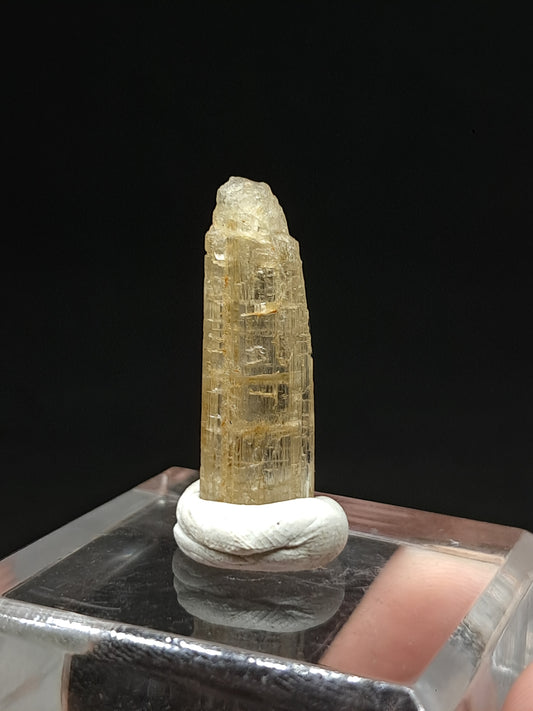 Scapolite Natural Crystal (Karur) UV Reactive | Rough Stone | Mineral Specimen #SCP15