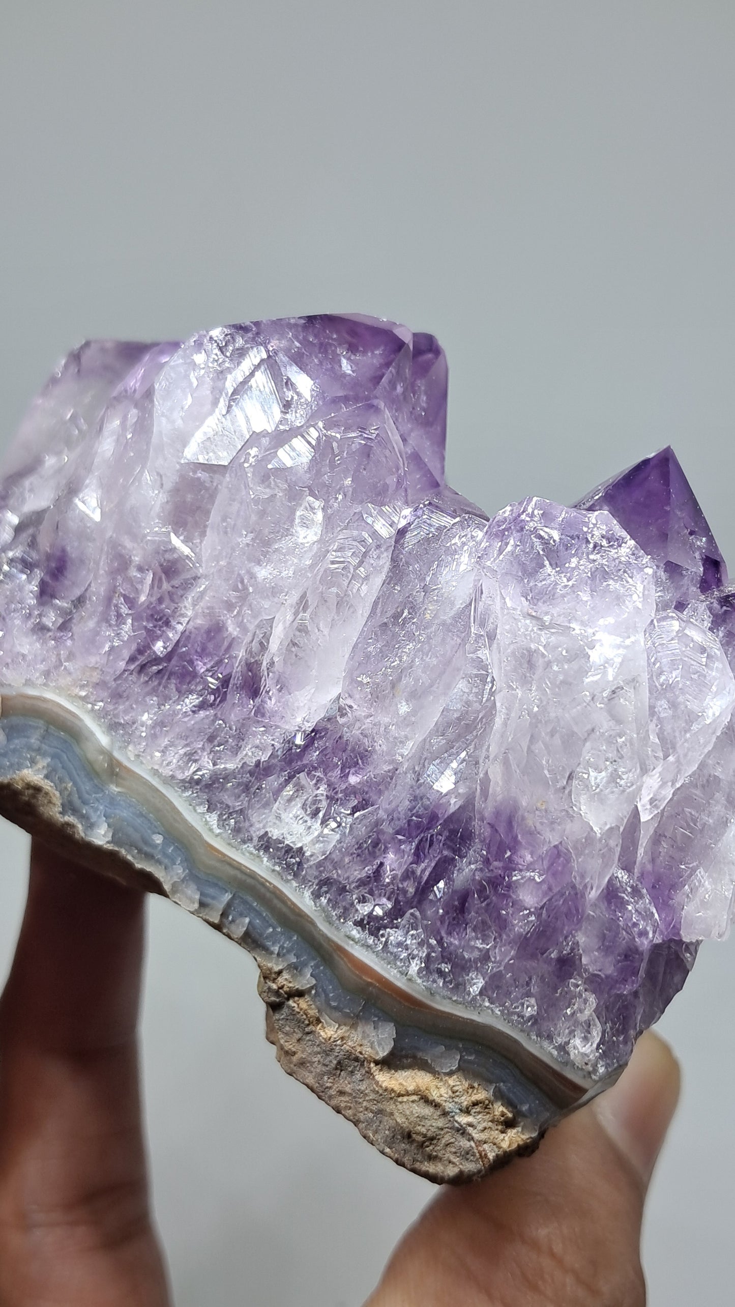 Amatista Morada Profunda Sobre Ágata Bandeada (Brasil) | Drusa Natural | Puntas de Cristal Grandes #AMB1