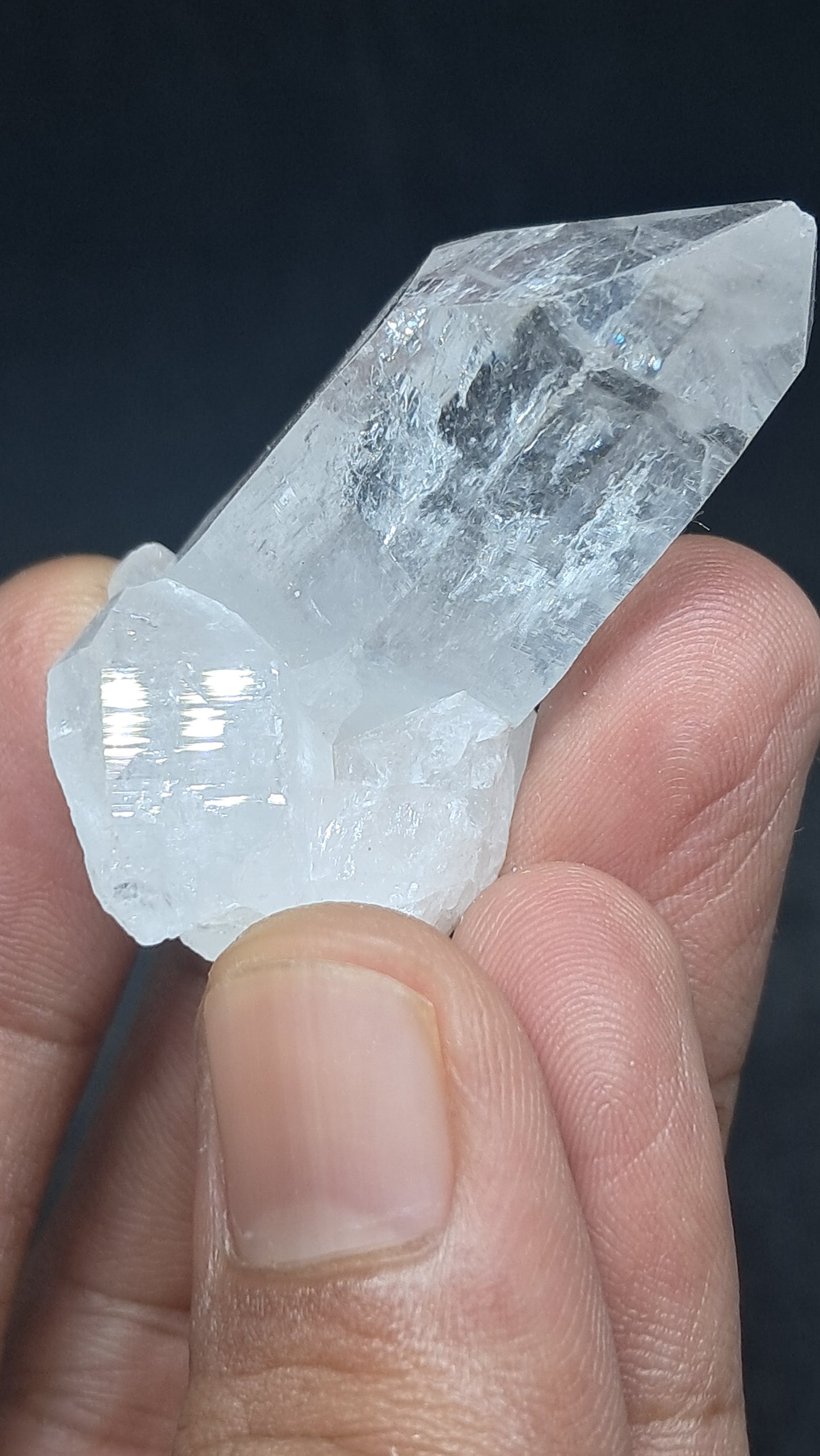 Punta autoportante de cuarzo del Himalaya | Cristal natural | Ejemplar mineral n.° CH76