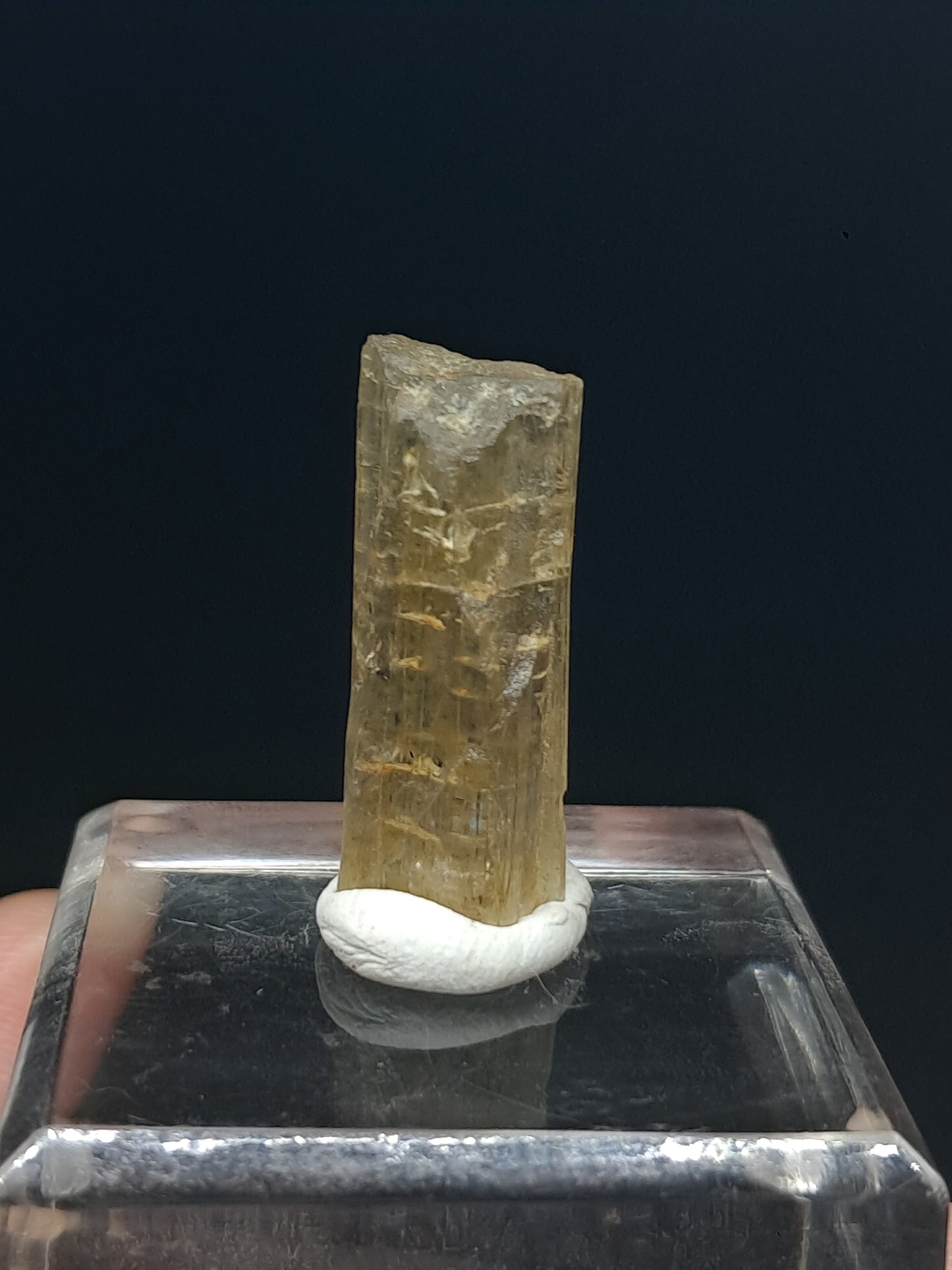 Fluorescent Natural Scapolite Crystal (Karur) UV Reactive | Rough Stone | Mineral Specimen #SCP13