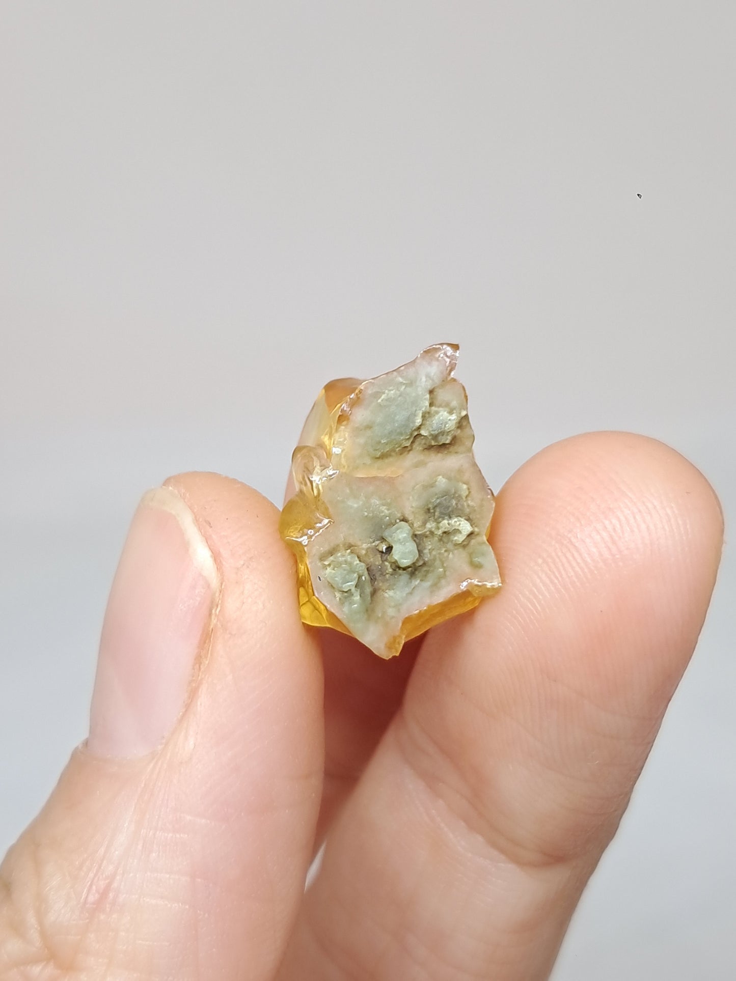 'Dog Tooth' Honey Calcite (Ahmednagar) UV Reactive Natural Crystal | Mineral Specimen #CA24