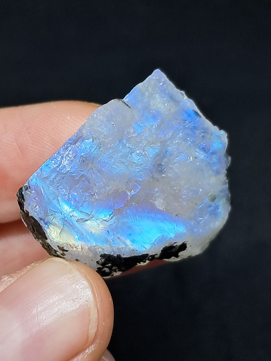 Piedra lunar arcoíris de alta calidad (Odisha) en bruto | Roca natural n.° MN12