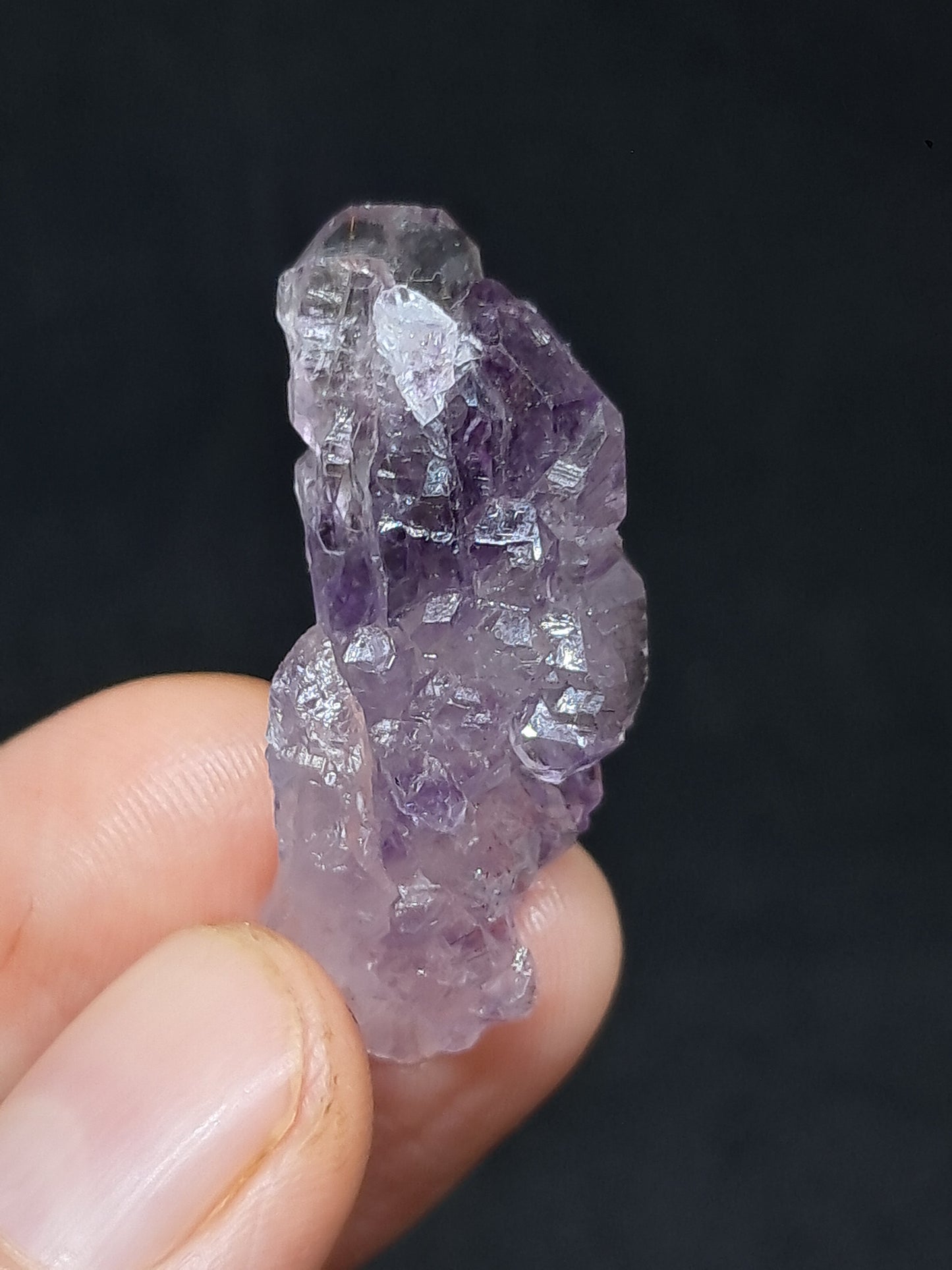 Amatista Elestial con inclusiones "Super Seven" (Karur) | Cristal en bruto | Piedra natural | Ejemplar mineral n.° KA138