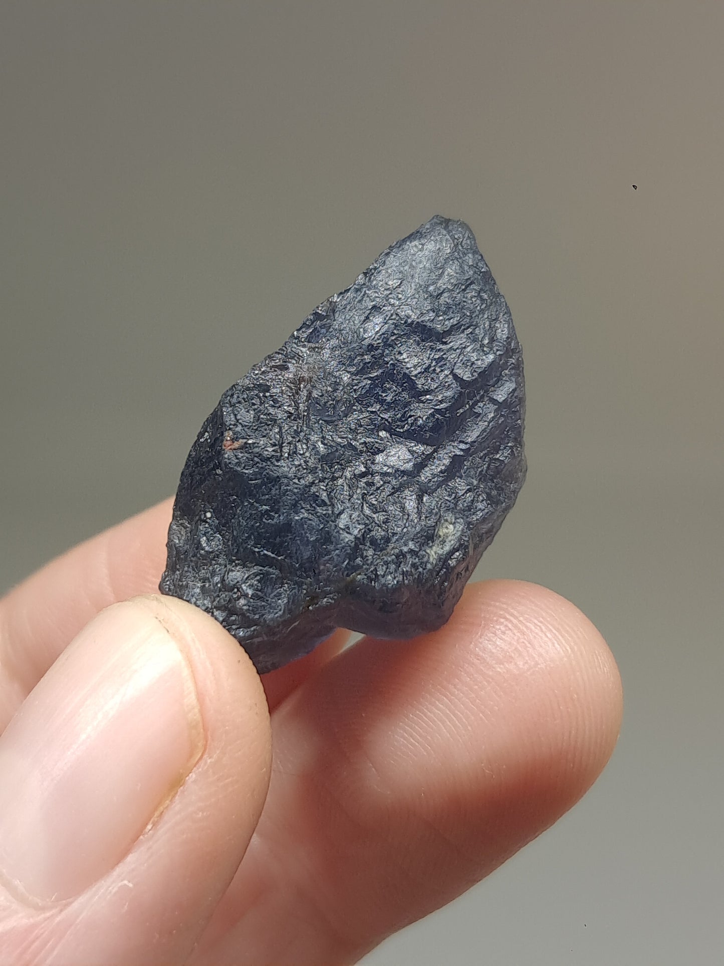 Rough Iolite Crystal (Karur) *Gem Quality* Cordierite | Excelent Pleochroism | Mineral Specimen #IO7
