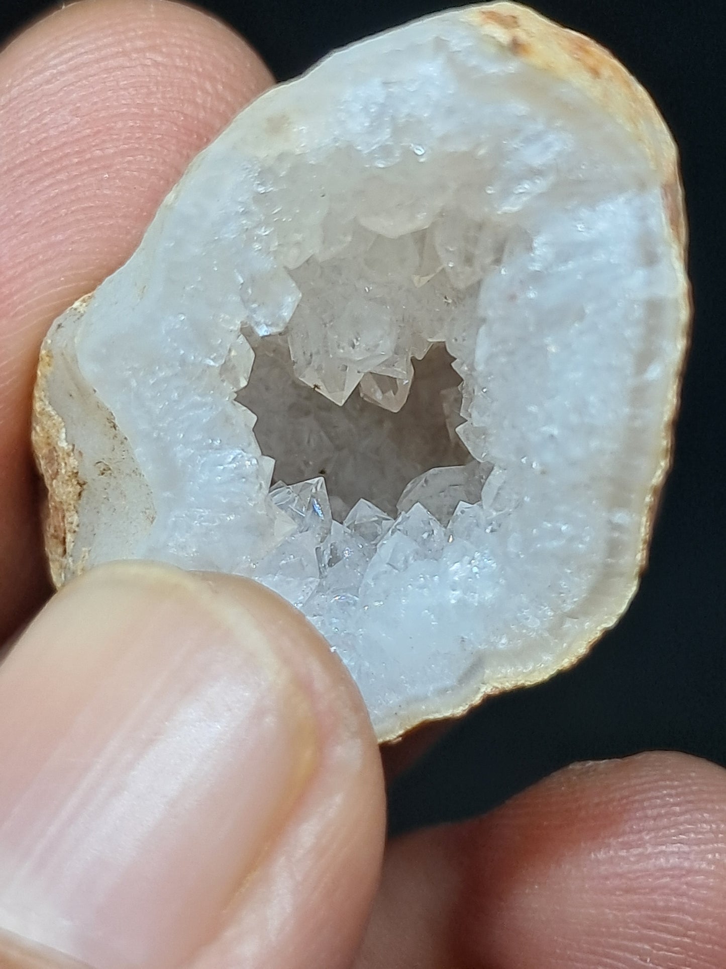 Quartz Geode (Ajanta) | Deep Cavity | Natural Crystal | Big Points #GD23
