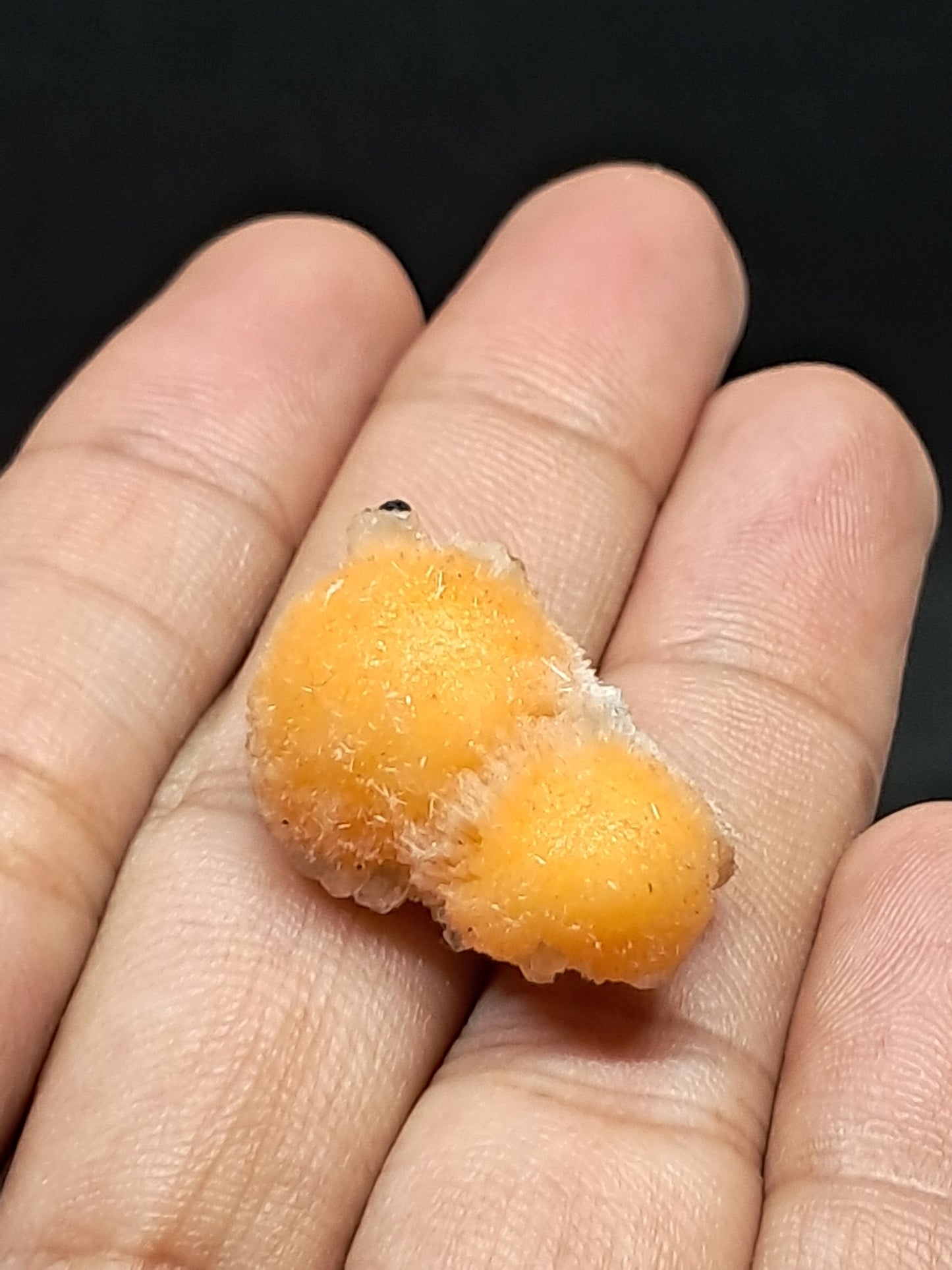 Muestra de mineral de Thomsonita con mesolita (Madhya Pradesh) | Zeolita n.° THM1