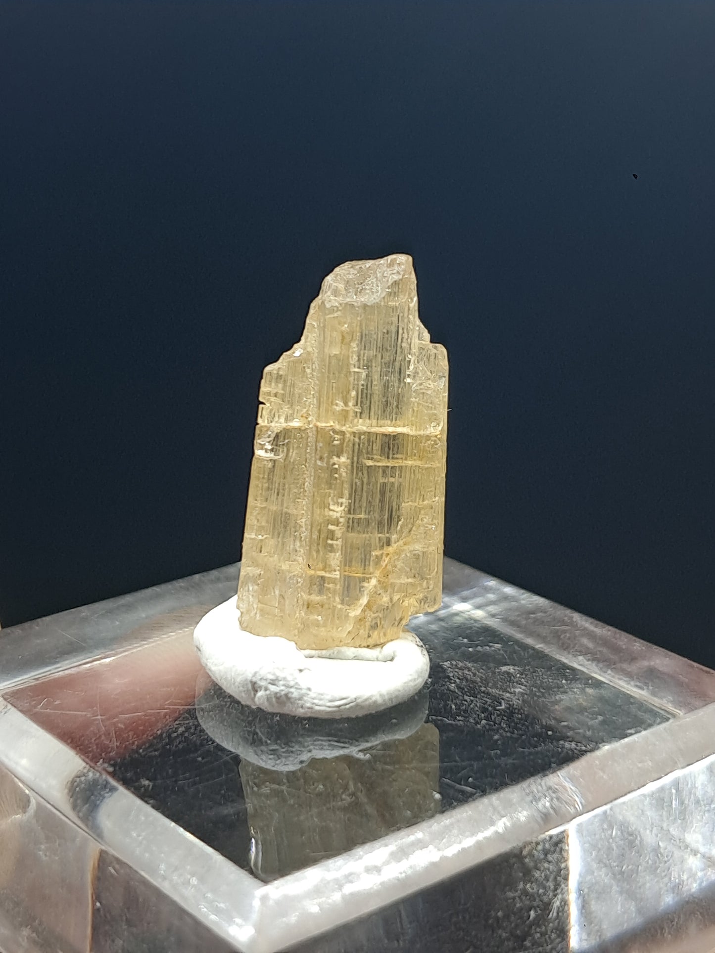 Fluorescent Scapolite Crystal (Karur) UV Reactive | Natural Stone | Mineral Specimen #SCP12