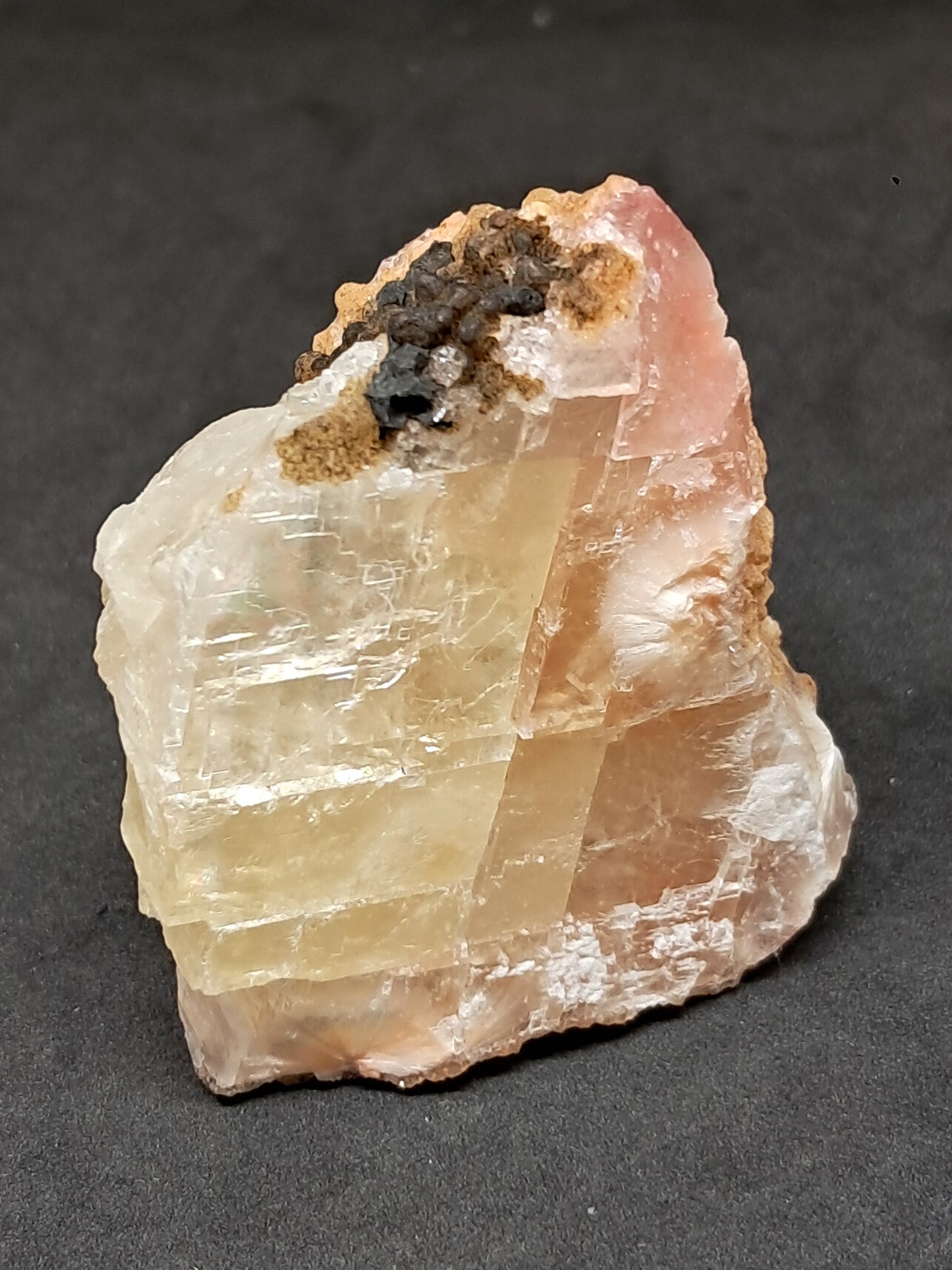 Calcita rojiza/rosa con mesolita *Hallazgo raro* (Pithampur) Cristal natural | Piedra en bruto | Espécimen mineral #CA36