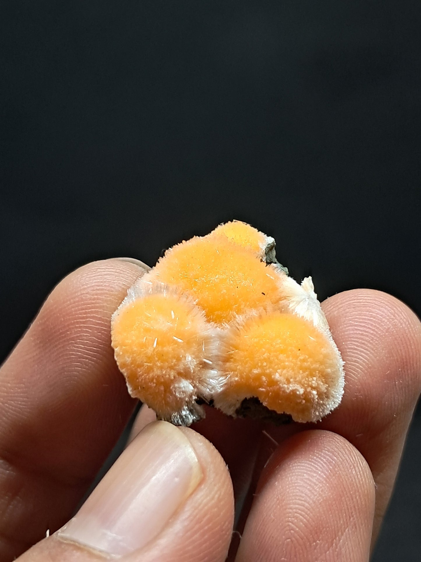 Muestra de mineral de Thomsonita con mesolita (Madhya Pradesh) | Zeolita n.° THM2