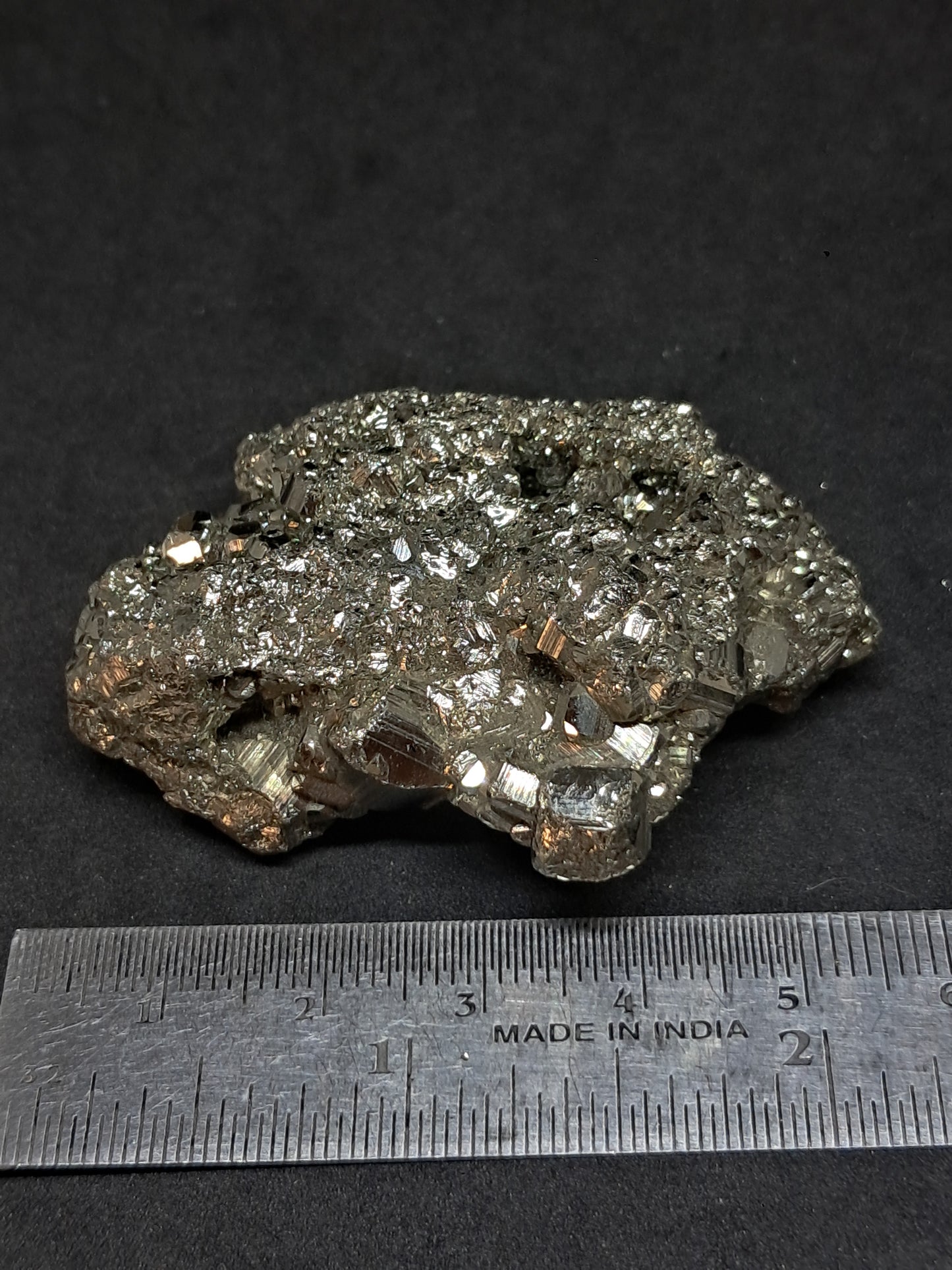 Pirita en bruto (Perú) Drusa natural | Ejemplar mineral | Rocas y cristales #PR28