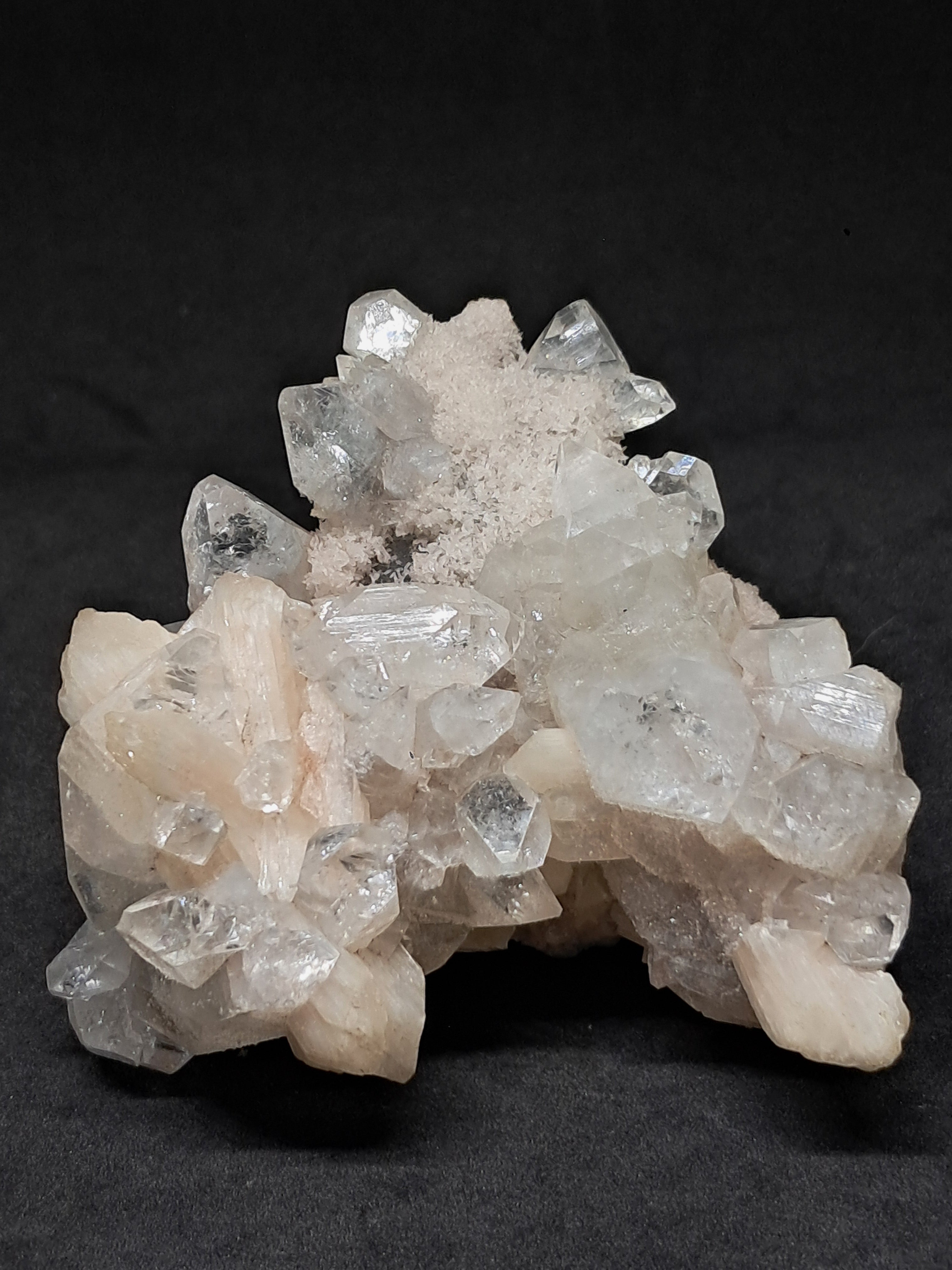 Apophyllite – Punta Cristal