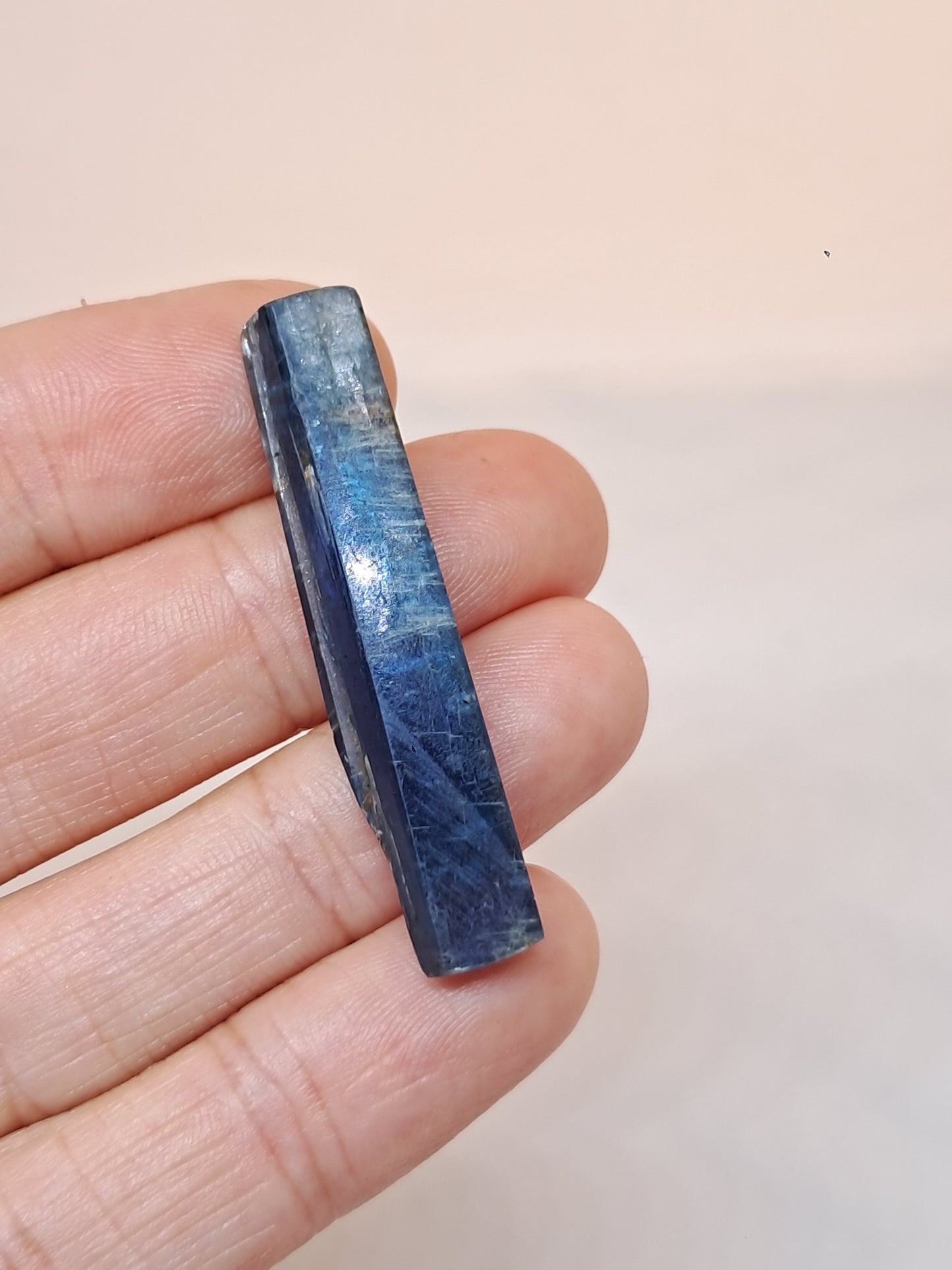 Cianita azul océano (Nepal) Piedra natural pulida n.° KY21