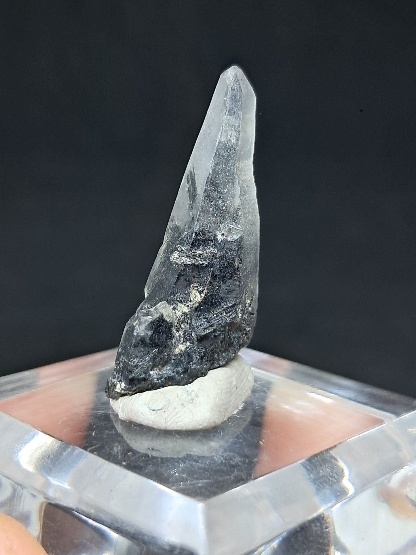 Punta de Cuarzo Turmalinado (Karur) Cristal Natural | Espécimen Mineral #TQ36
