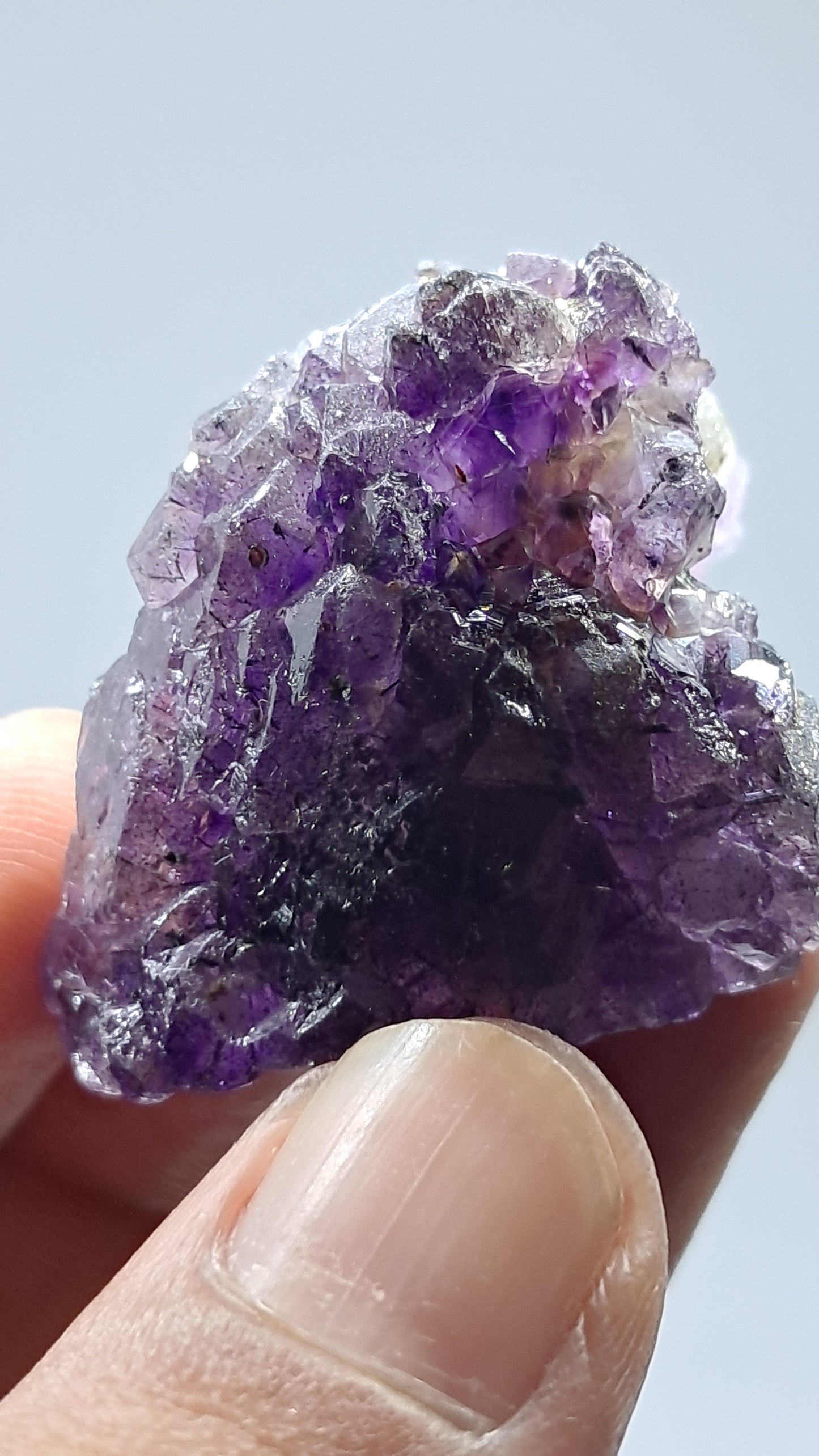 Amatista Elestial Morada Profunda | Inclusiones de Hematita Goetita Rutilo | Cristal Natural | Espécimen Mineral #KA196