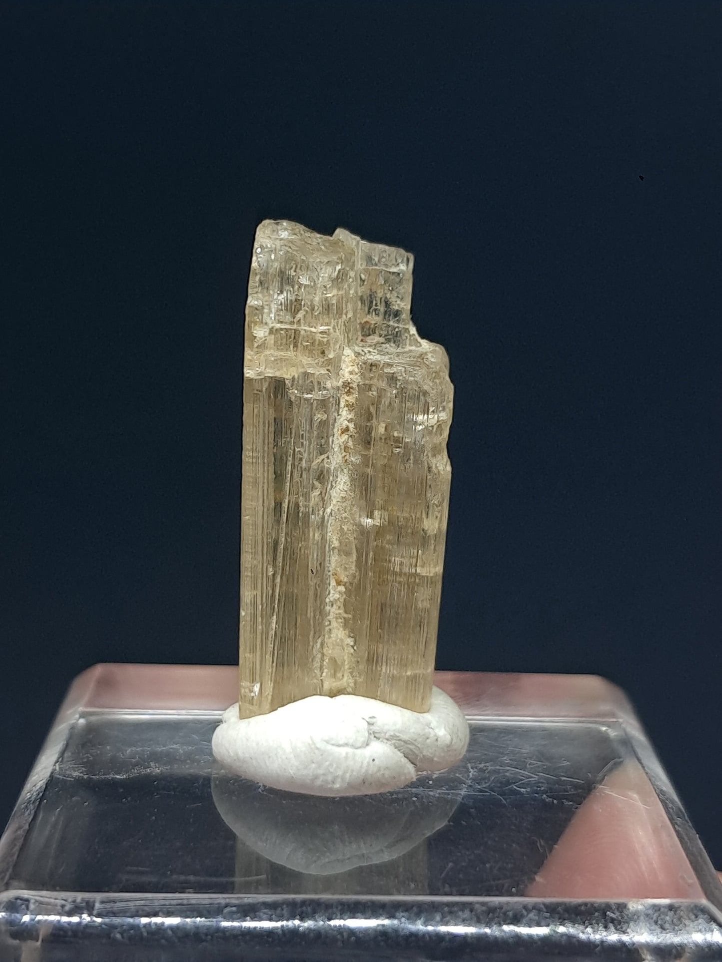 Fluorescent Scapolite Natural Crystal (Karur) UV Reactive | Rough Stone | Mineral Specimen #SCP14