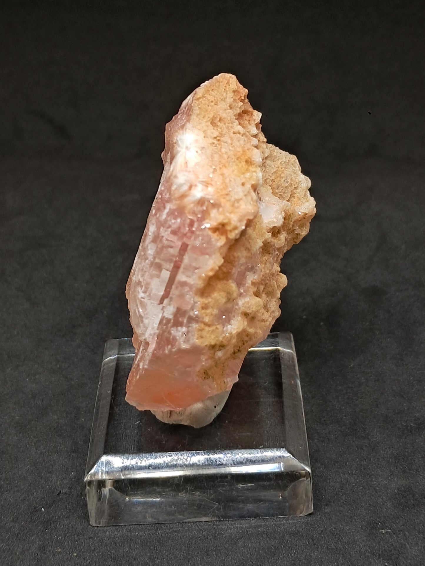 Calcita rojiza/rosa con mesolita *Hallazgo raro* (Pithampur) Cristal natural | Piedra en bruto | Muestra de mineral #CA30