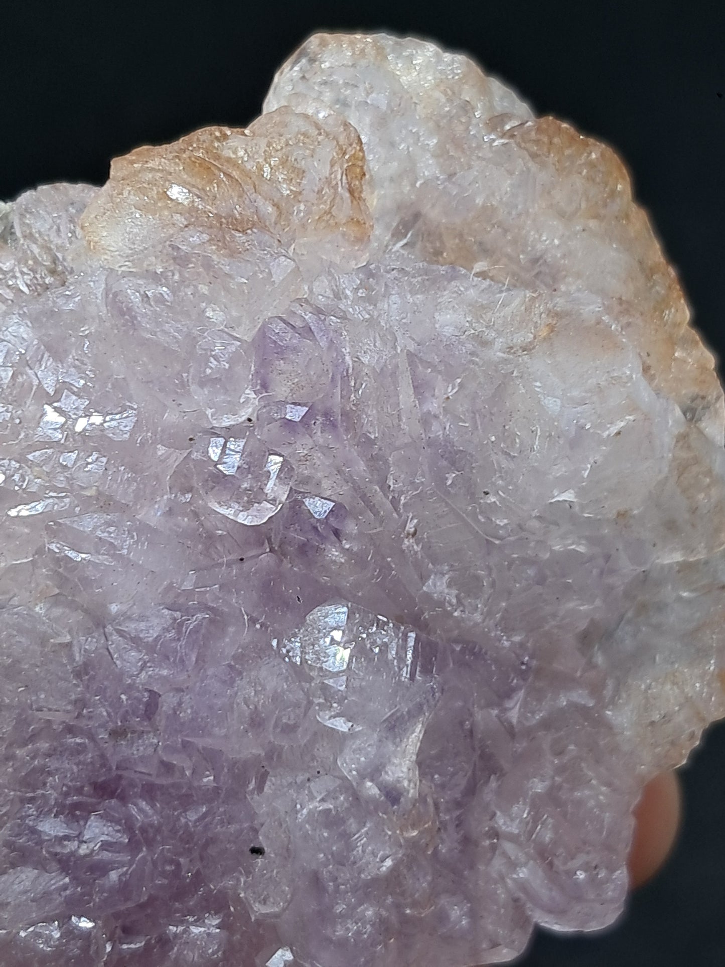 Cúmulo de amatista en cetro con óxido de hierro en forma de panal (Karur) | Cristal en bruto | Piedra natural | Ejemplar mineral n.° KA150