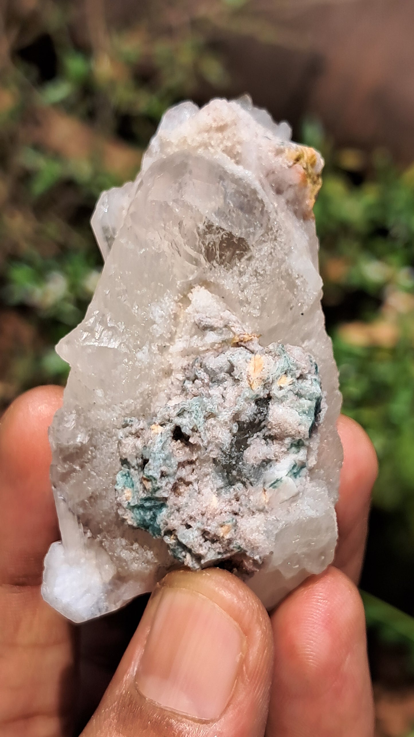 Apofilita Verde (Fluorapofilita) con Estilbita sobre Matriz de Calcedonia Botroidal (Ajanta) Cristal Natural | Muestra de Mineral #GA19